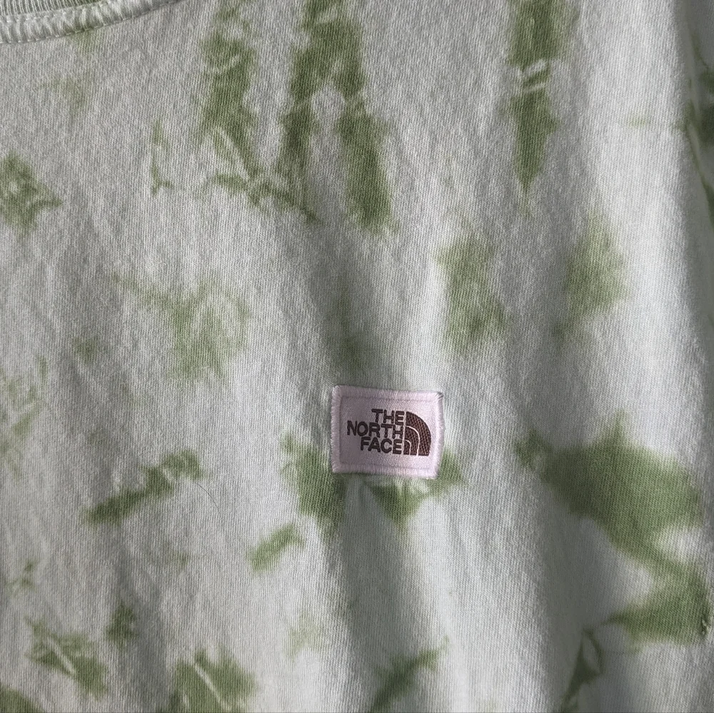 The North Face Botanic Dye T-Shirt Green Tie Dye Small